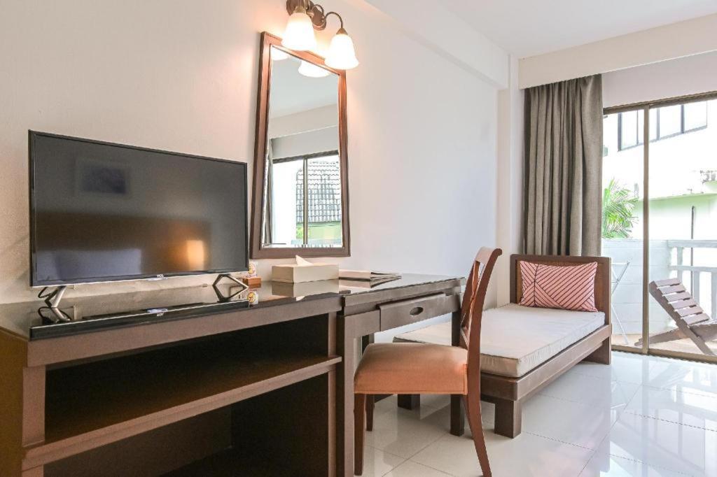 Ramada By Wyndham Phuket Southsea Hotel Karon Exterior photo