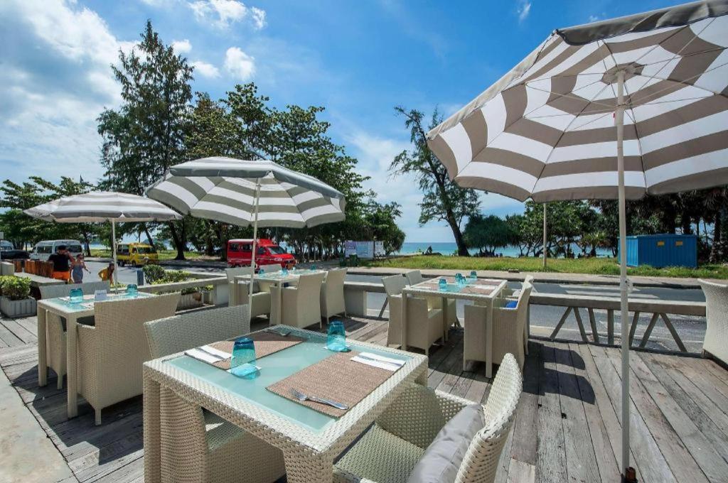Ramada By Wyndham Phuket Southsea Hotel Karon Exterior photo